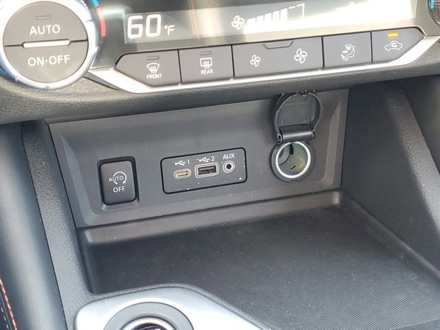 Certified 2025 Nissan Sentra SR w/ SR Premium Package image 18