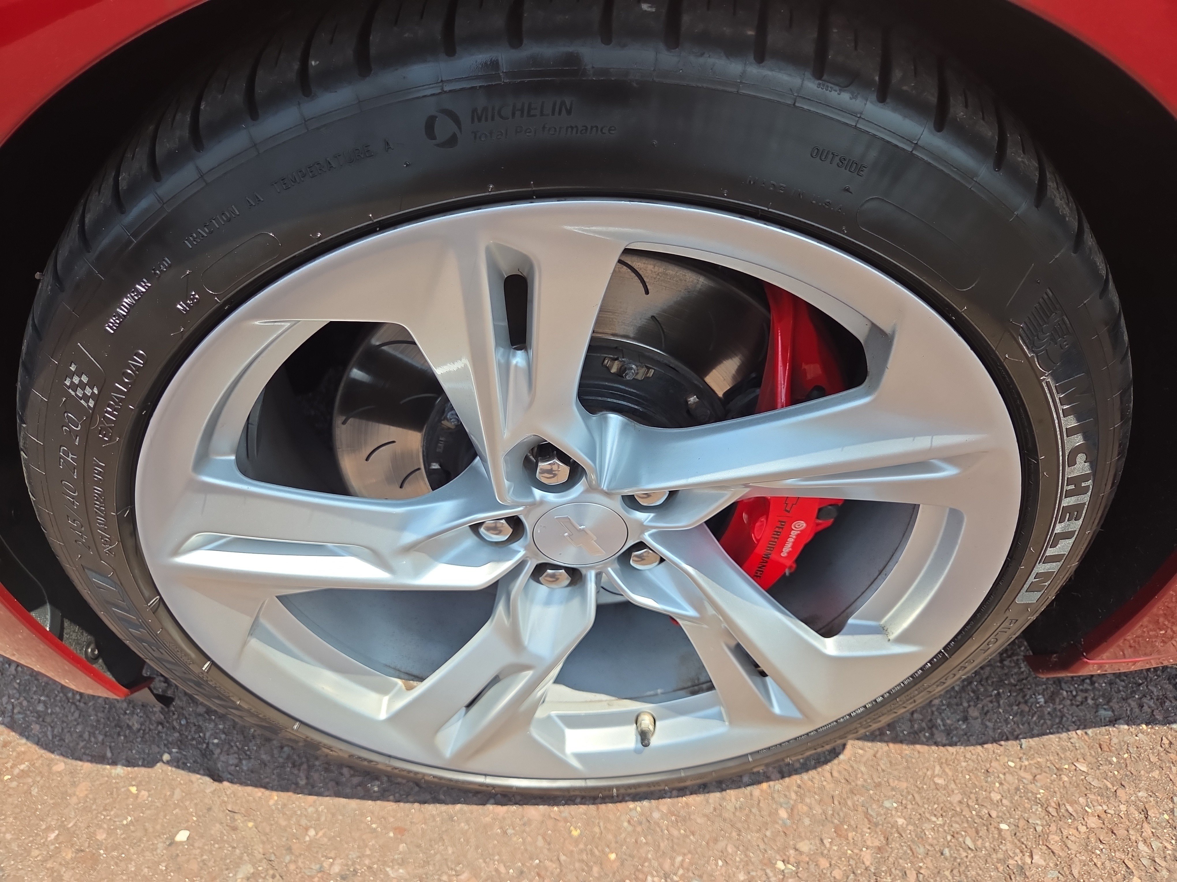 Used 2020 Chevrolet Camaro SS RWD image 16