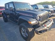 Used 2024 Jeep Gladiator Mojave AWD/4WD image 2