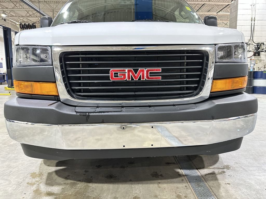 Used 2024 GMC Savana 2500 w/ Driver Convenience Package image 24