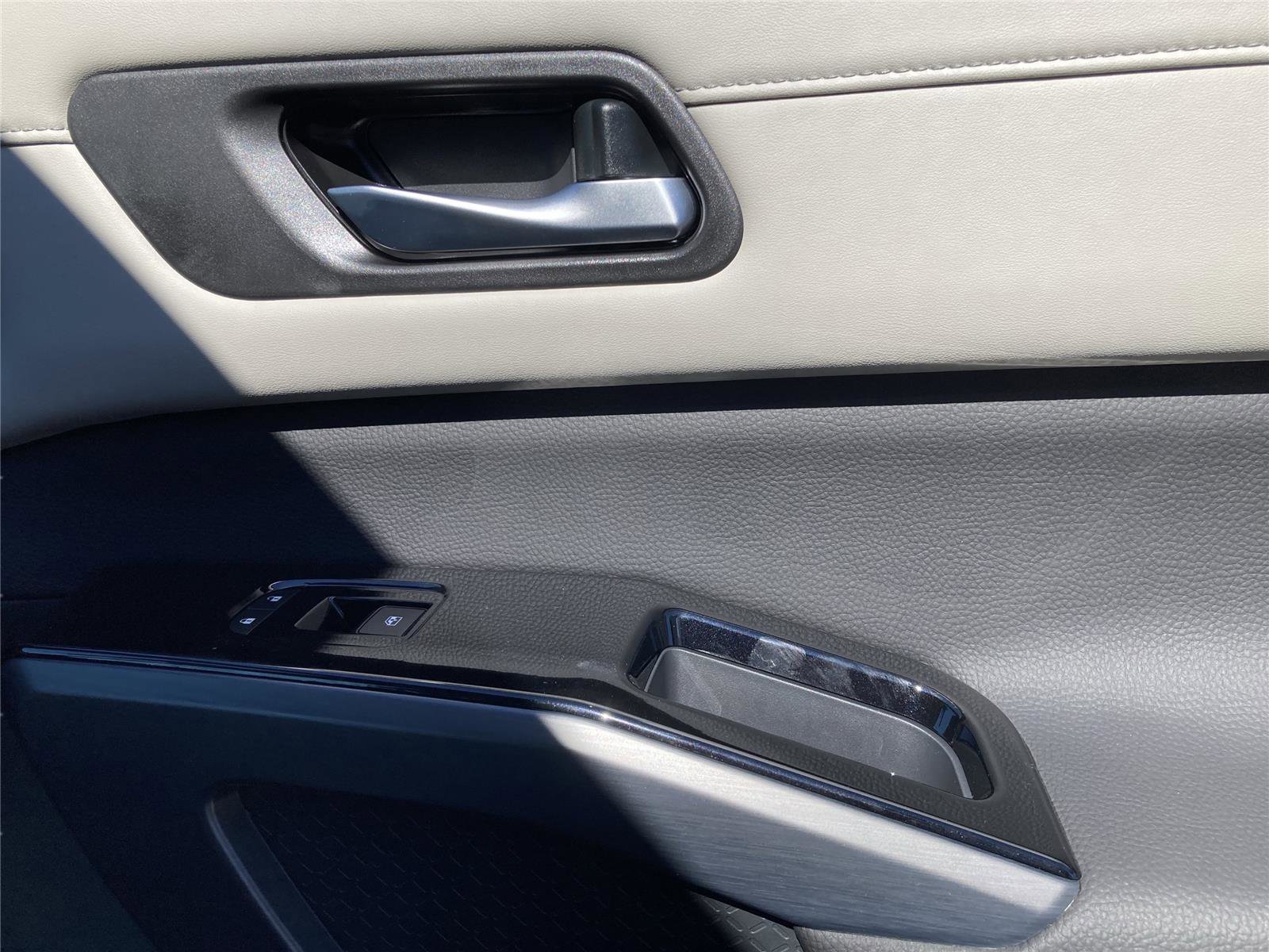 New 2026 Nissan Pathfinder SL w/ SL Premium Package image 33