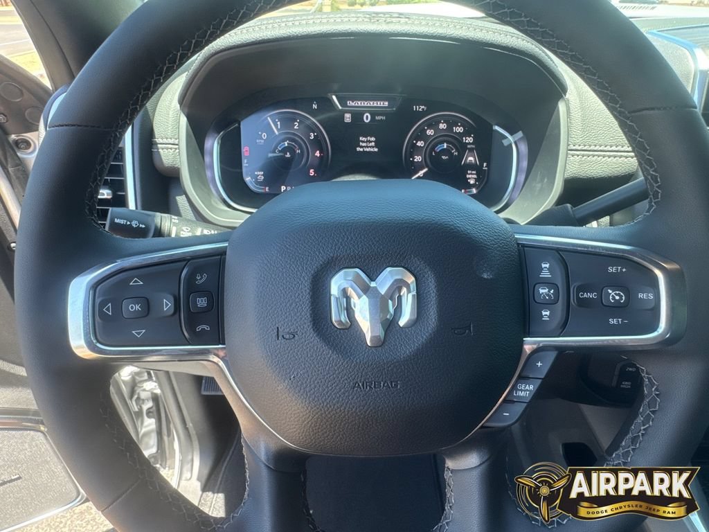 New 2026 RAM 2500 Laramie AWD/4WD image 25