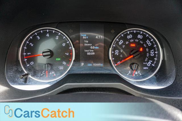 Used 2019 Toyota RAV4 XLE w/ Convenience Package FWD image 31