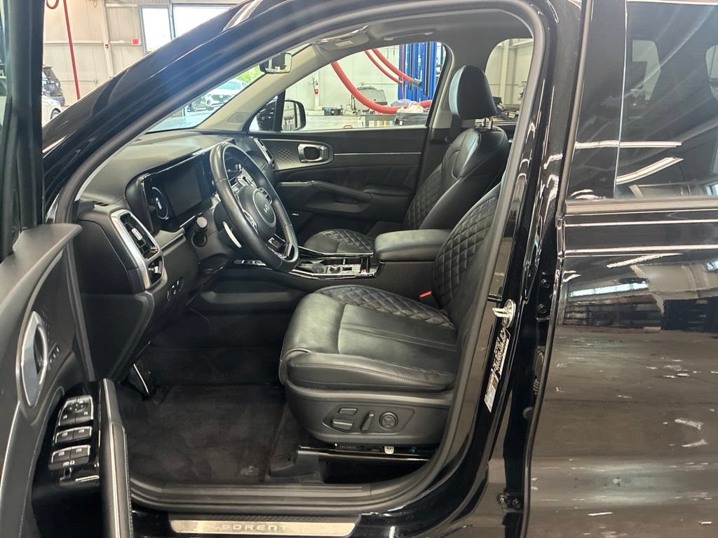 Certified 2023 Kia Sorento SX AWD/4WD image 18
