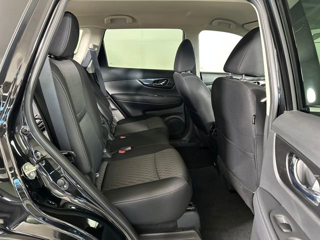 Used 2020 Nissan Rogue SV AWD/4WD image 27