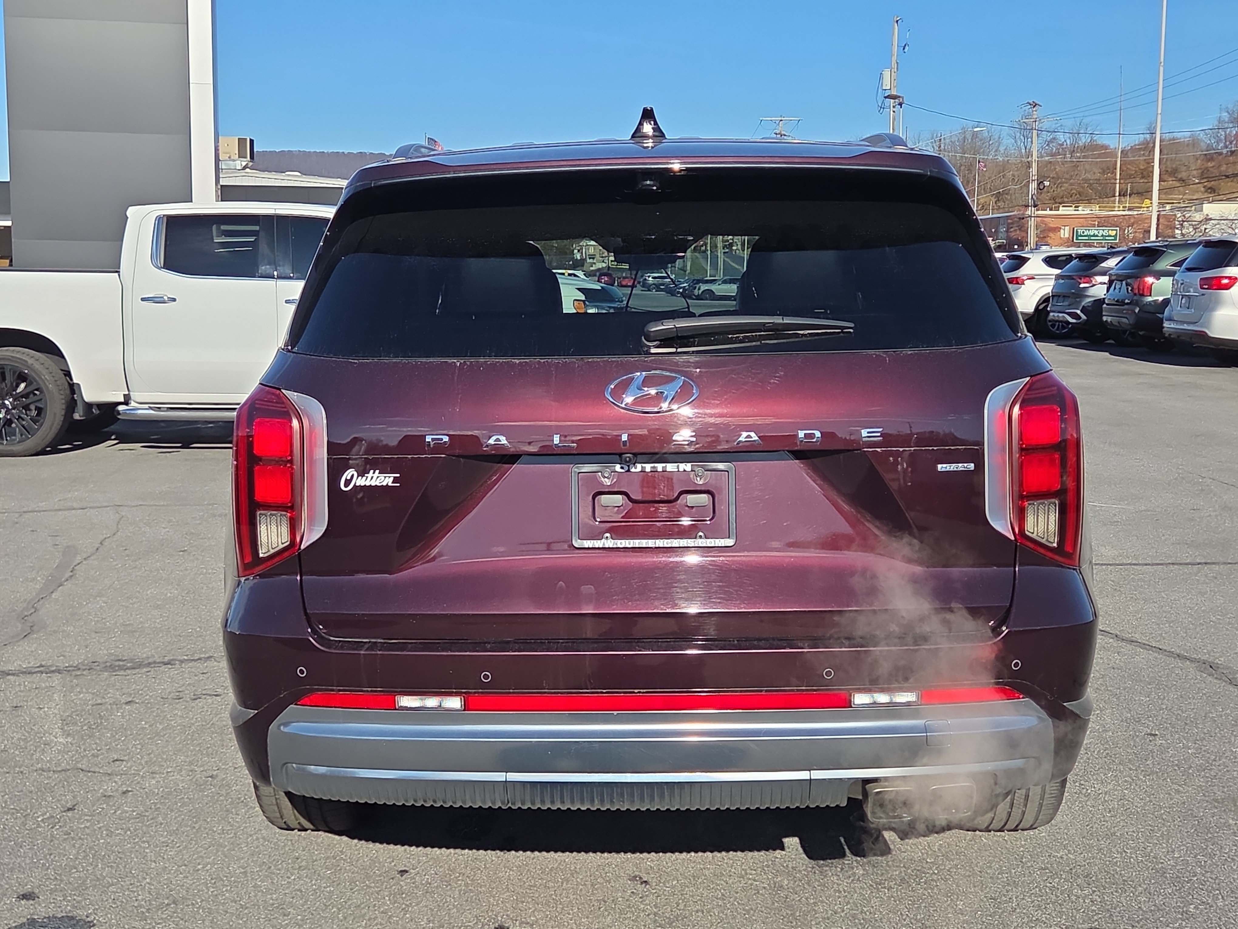 Used 2024 Hyundai Palisade Calligraphy image 4