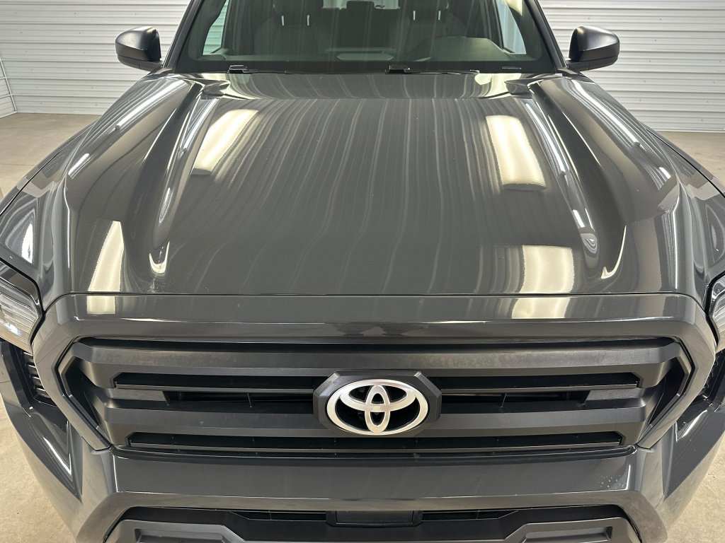Used 2024 Toyota Tacoma SR AWD/4WD image 36