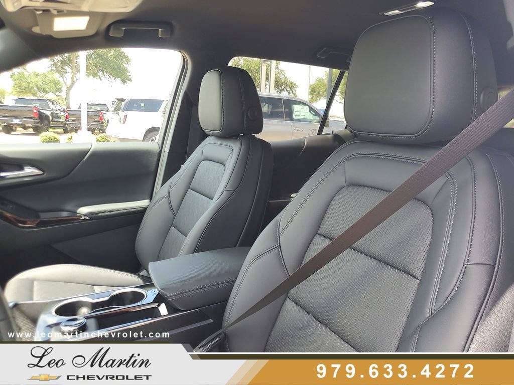 New 2026 Chevrolet Equinox LT w/ Convenience Package II FWD image 14
