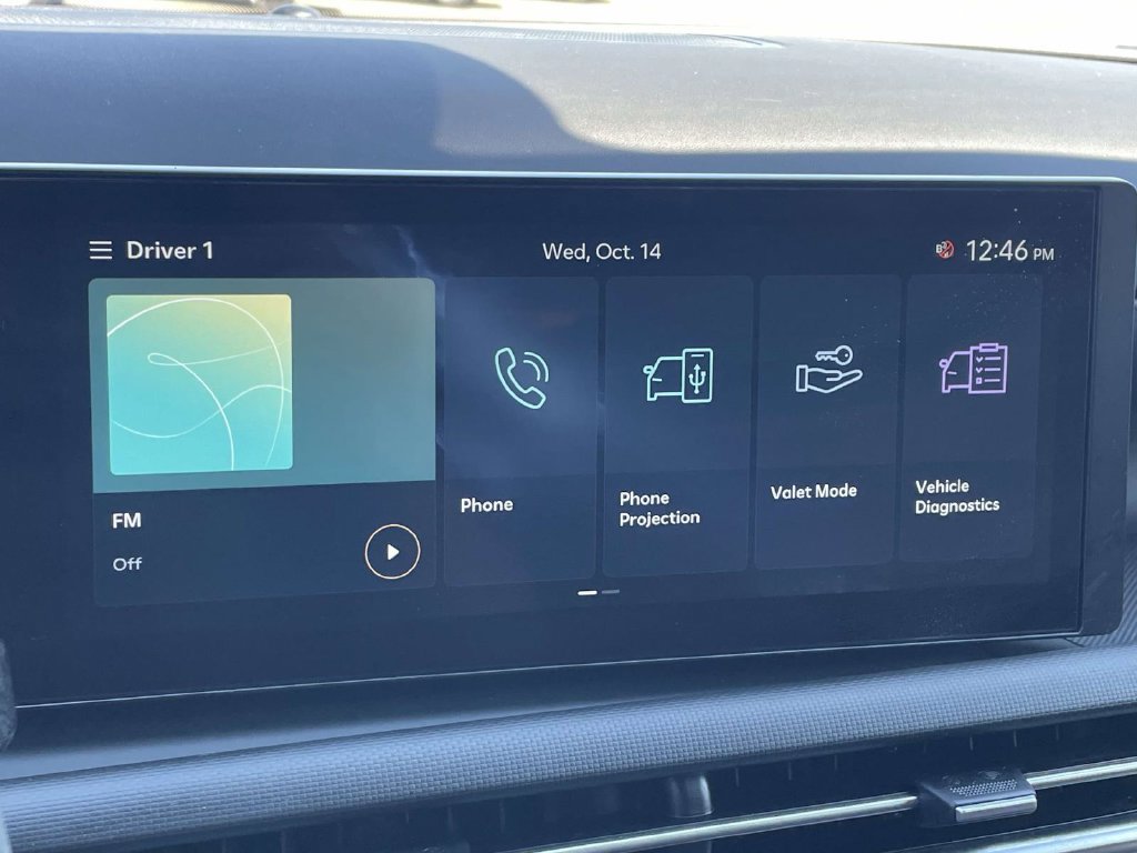 Certified 2025 Hyundai Santa Cruz SE FWD image 24
