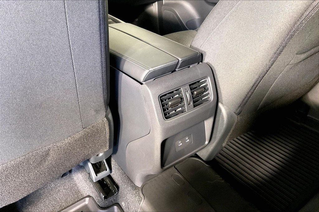 New 2026 Nissan Rogue SV w/ Cold Weather Package FWD image 28