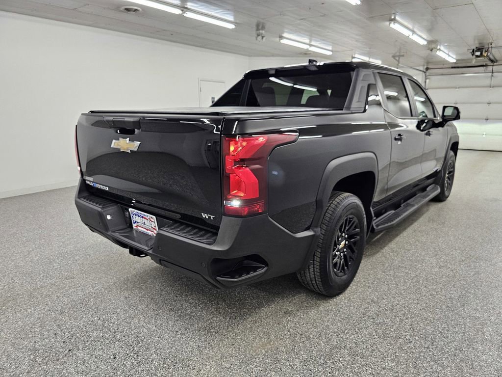Used 2024 Chevrolet Silverado EV W/T AWD/4WD image 4