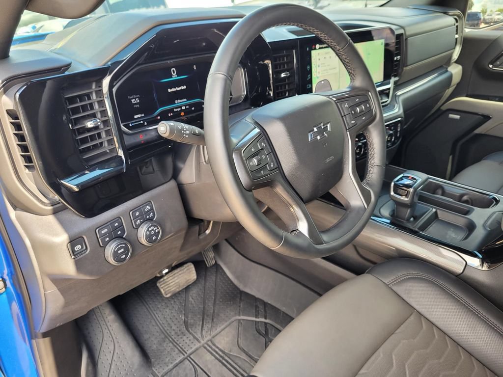 Used 2025 Chevrolet Silverado 1500 ZR2 AWD/4WD image 11