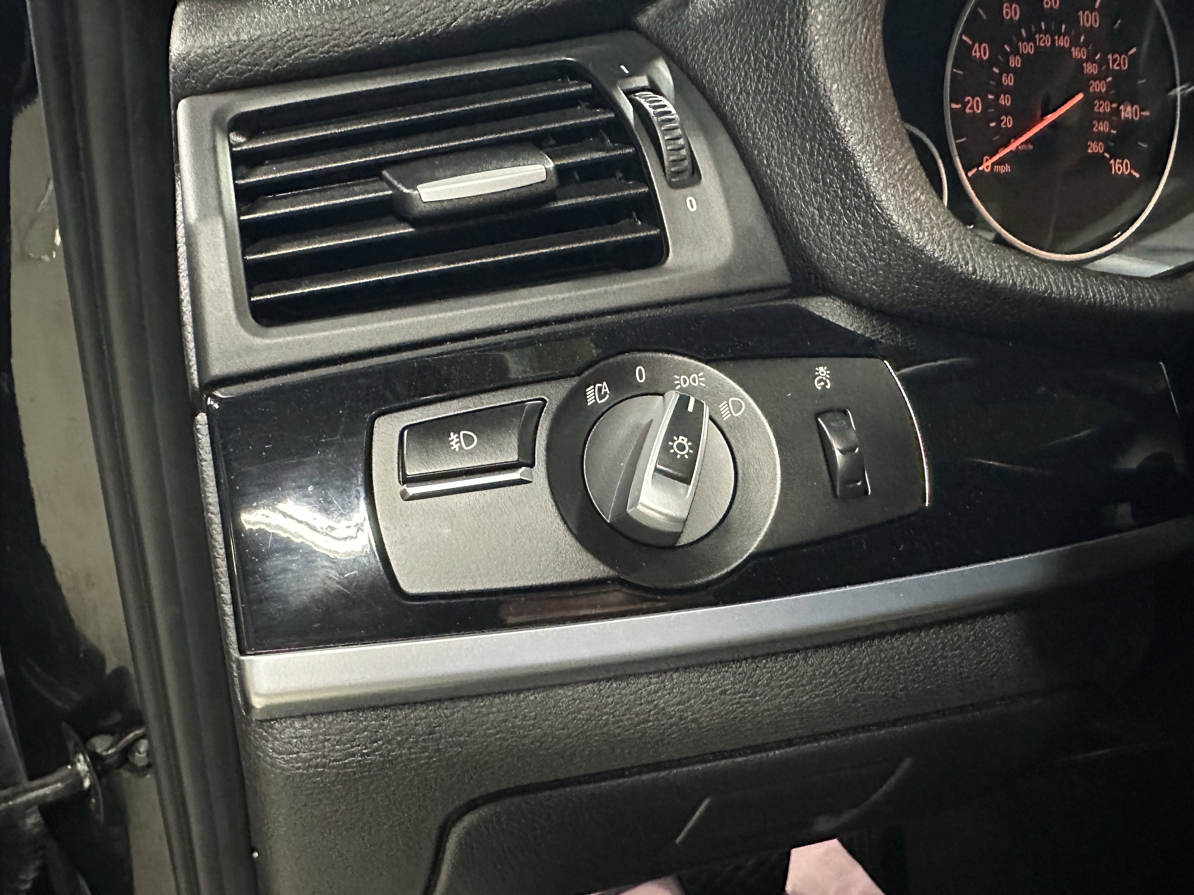 Used 2015 BMW X3 xDrive28i image 14