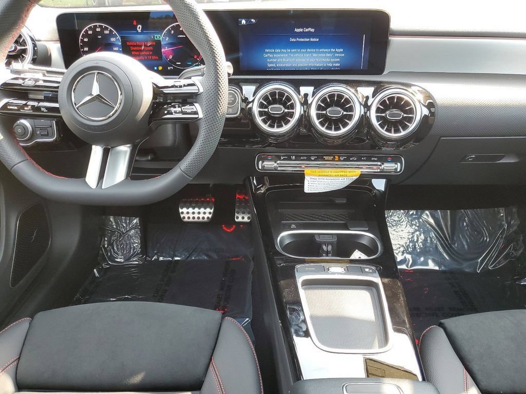 New 2025 Mercedes-Benz CLA 250 4MATIC image 13