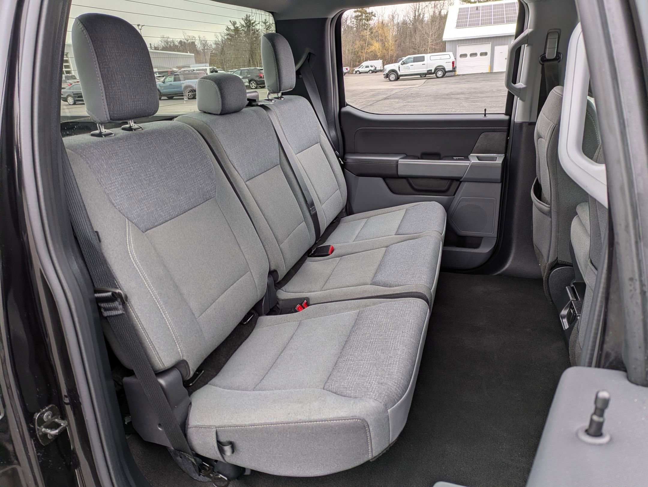 Used 2025 Ford F150 XLT w/ Equipment Group 301A Standard image 19