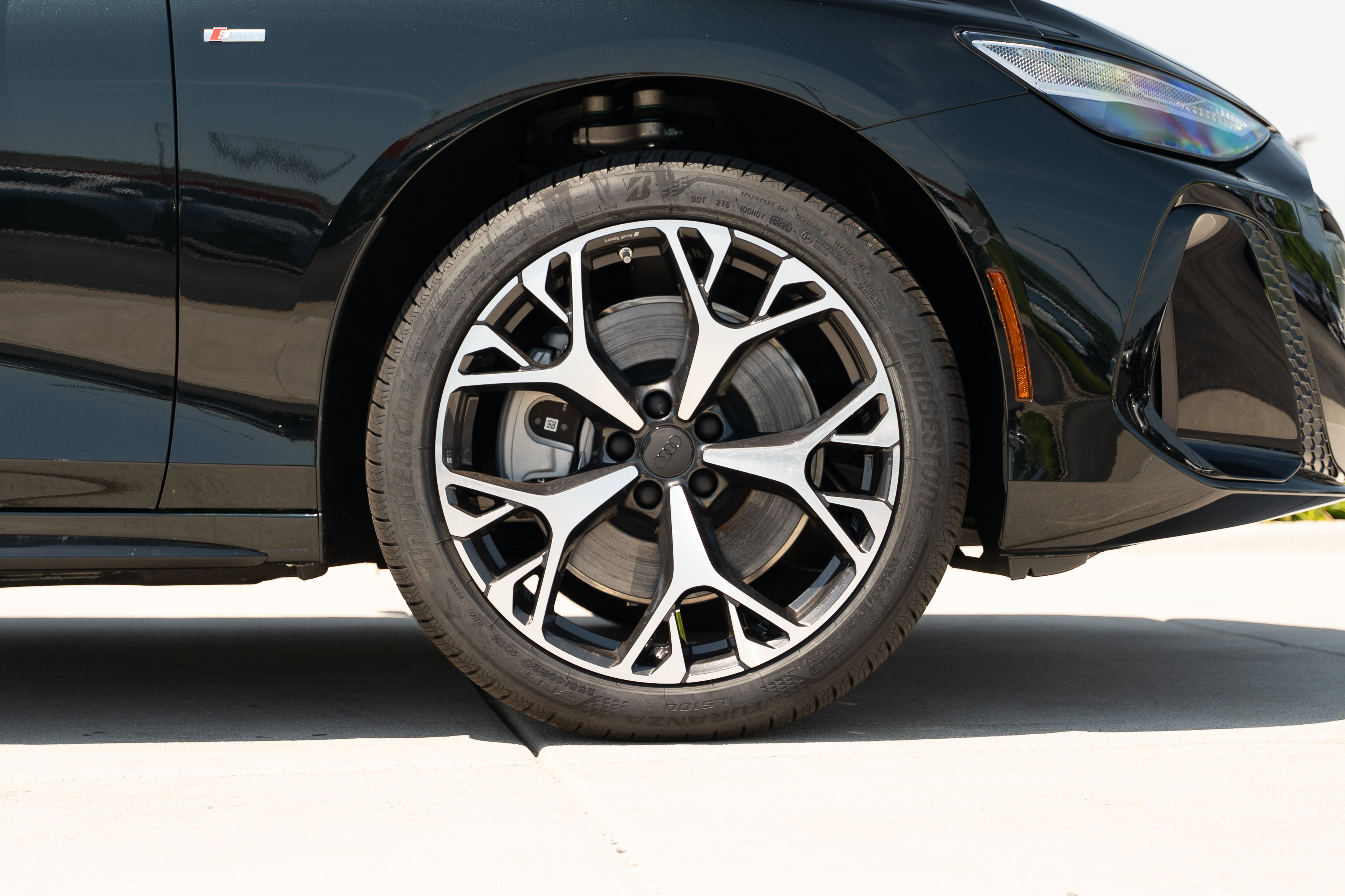 New 2026 Audi A6 Premium Plus AWD/4WD image 30