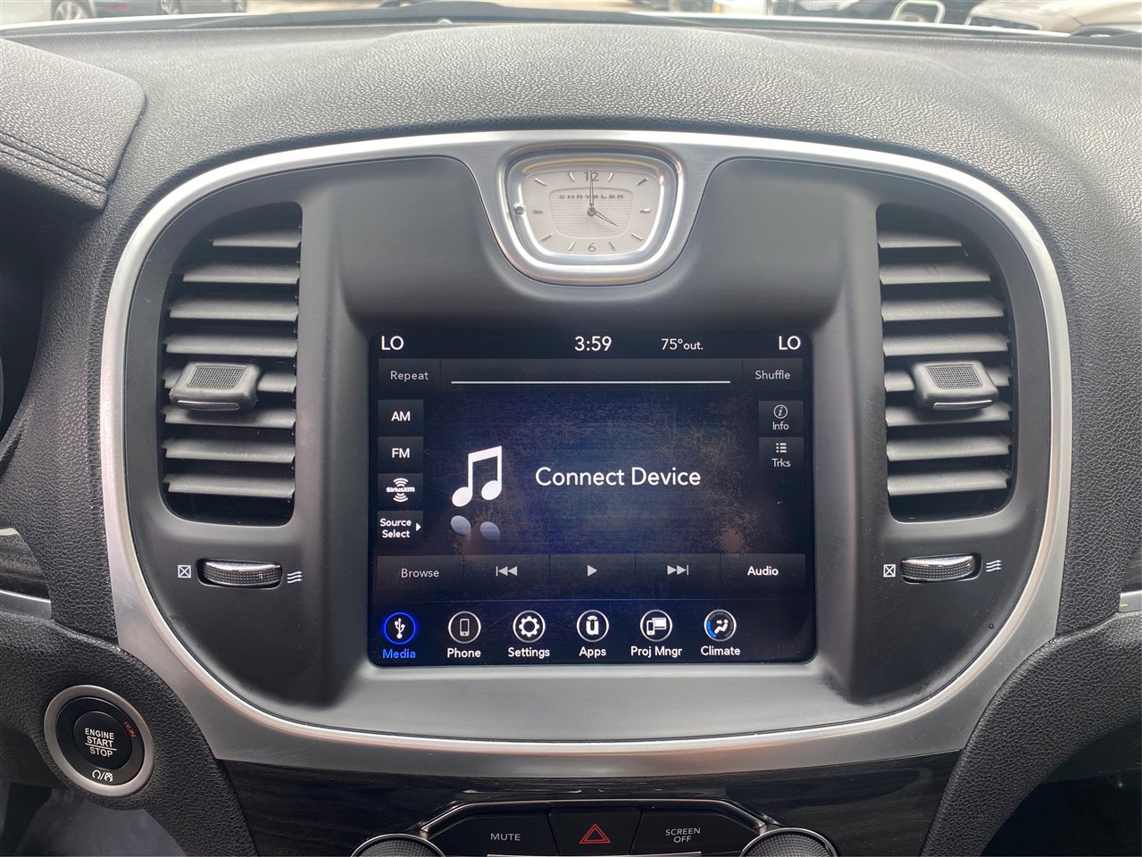 Used 2020 Chrysler 300 Touring w/ Sport Appearance Package image 22