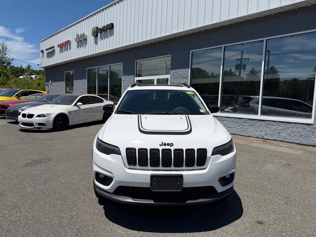 Used 2022 Jeep Cherokee Latitude w/ Sun & Sound Group AWD/4WD image 9