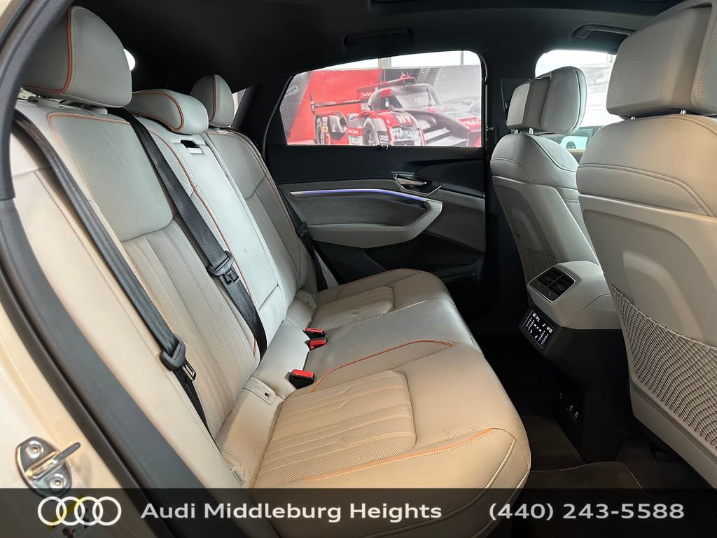 Used 2024 Audi Q8 e-tron Prestige w/ Prestige Package AWD/4WD image 41