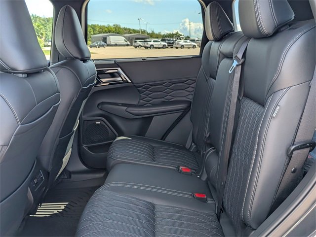 New 2025 Mitsubishi Outlander SEL image 25