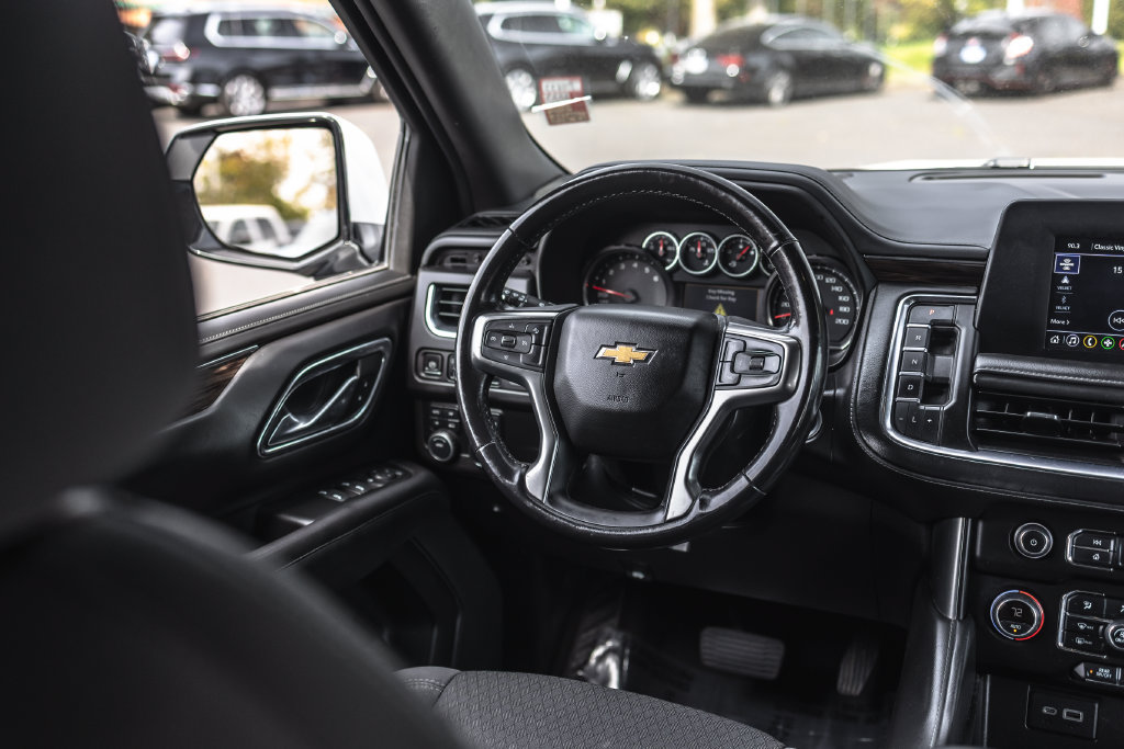 Used 2022 Chevrolet Suburban LS AWD/4WD image 21