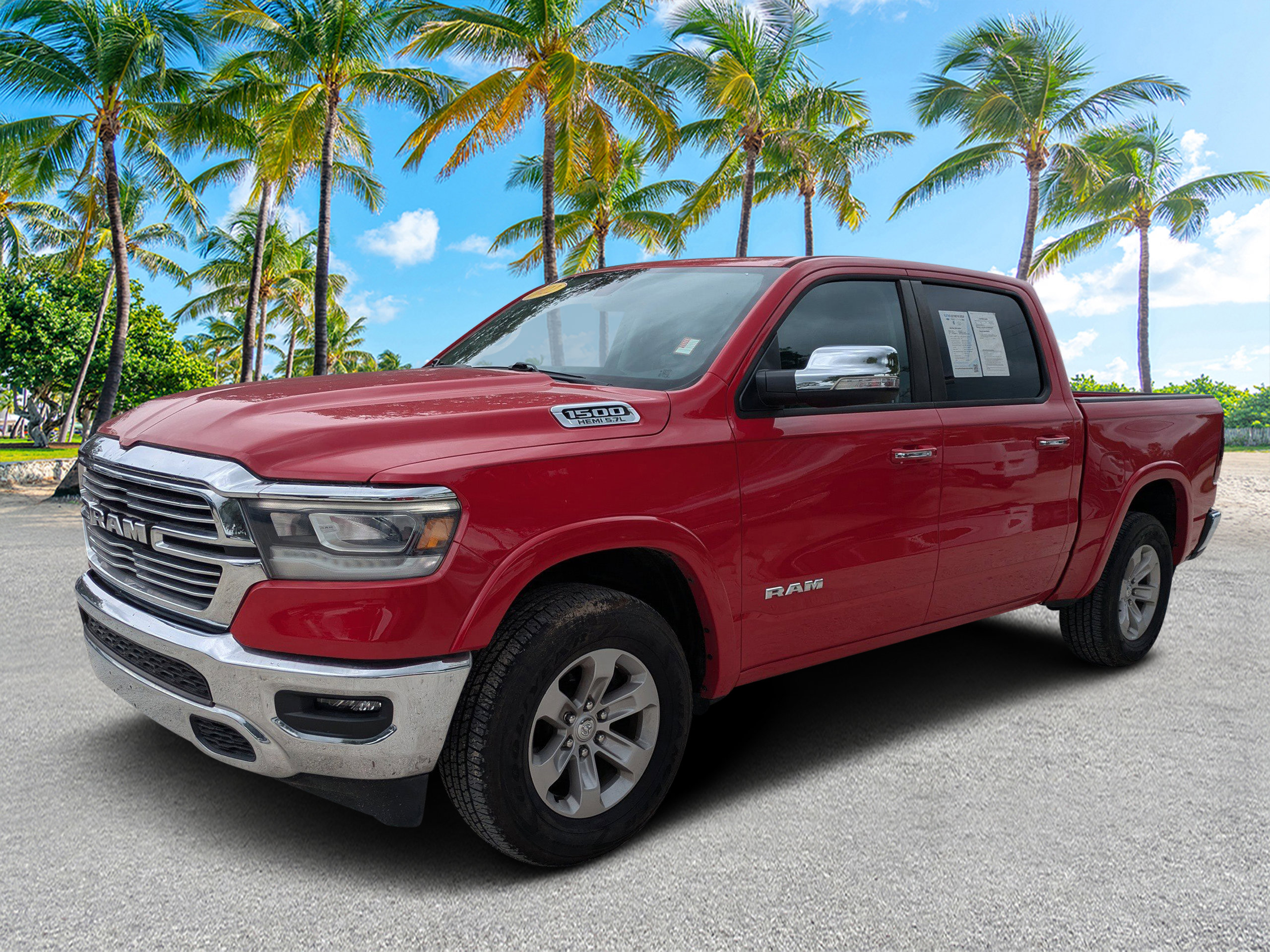 Used 2022 RAM 1500 Laramie AWD/4WD image 7