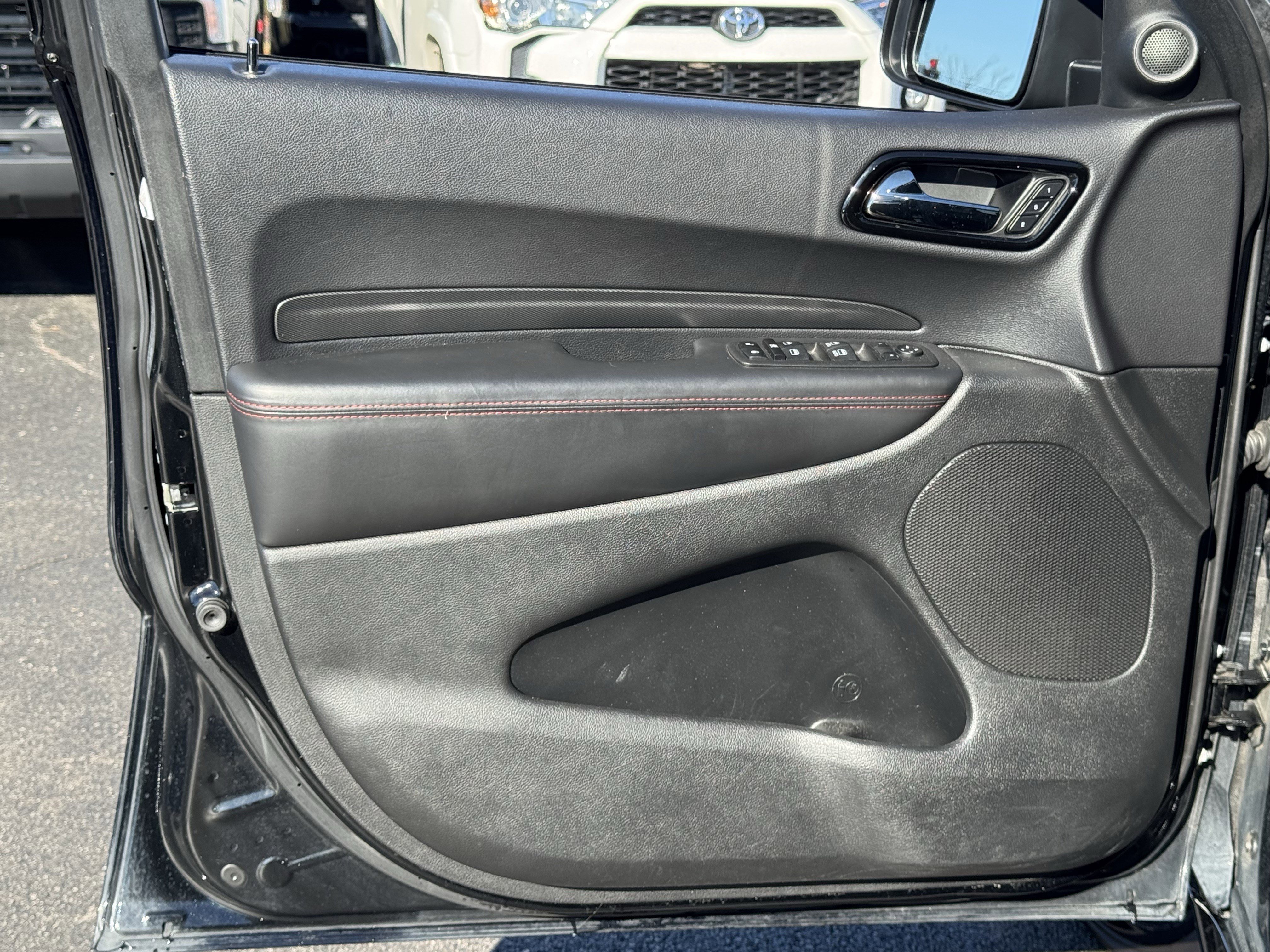 Used 2023 Dodge Durango R/T image 23