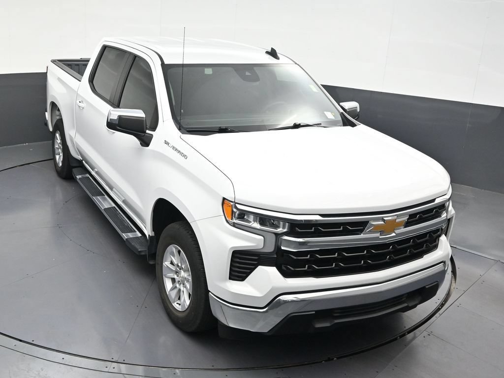 Used 2024 Chevrolet Silverado 1500 LT RWD image 22