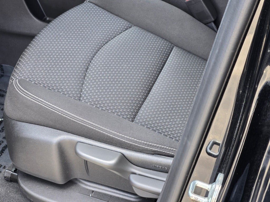 Certified 2024 GMC Terrain SLE FWD image 23