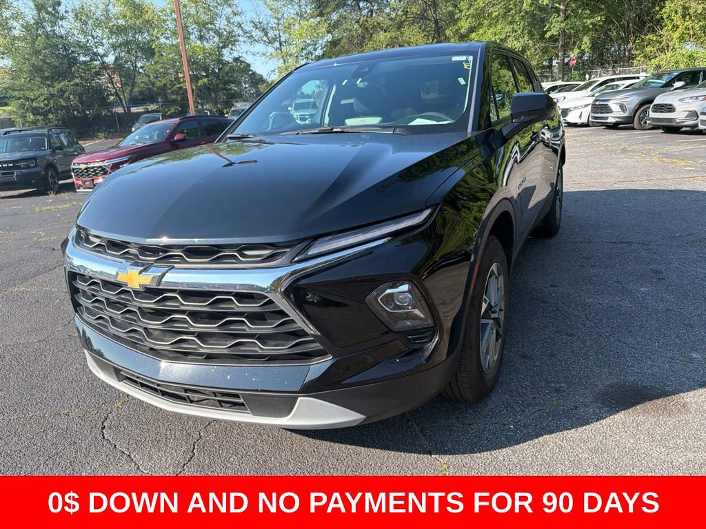 Used 2025 Chevrolet Blazer LT FWD image 1