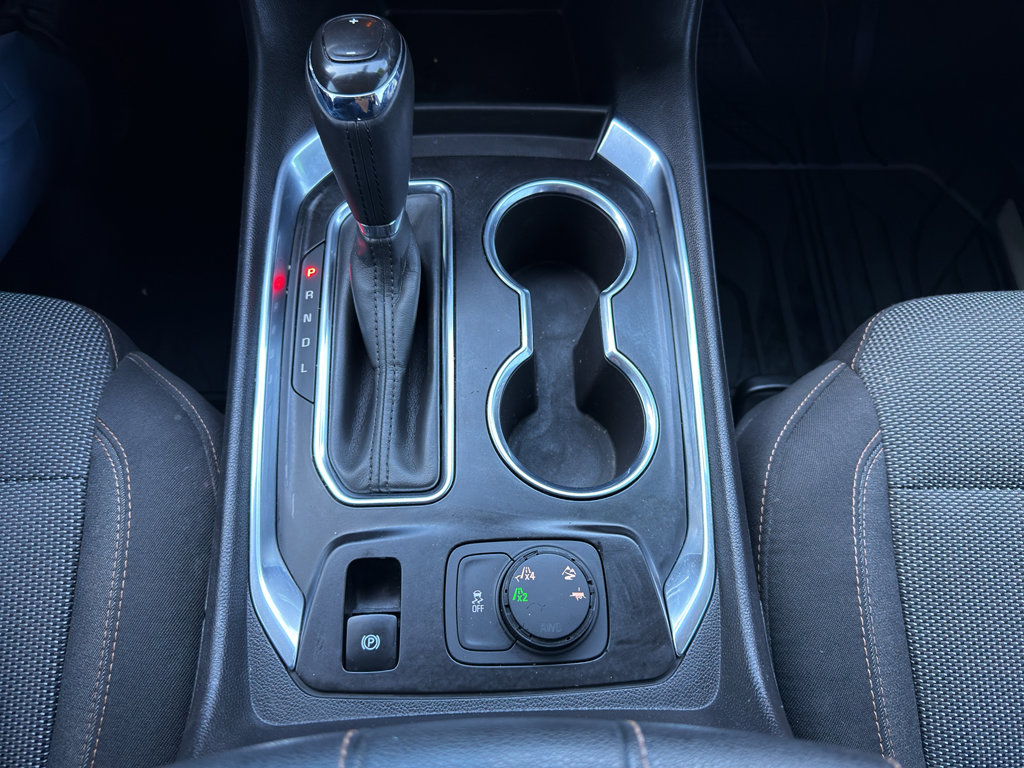 Used 2018 Chevrolet Traverse LT w/ LPO, Black Accent Package image 33