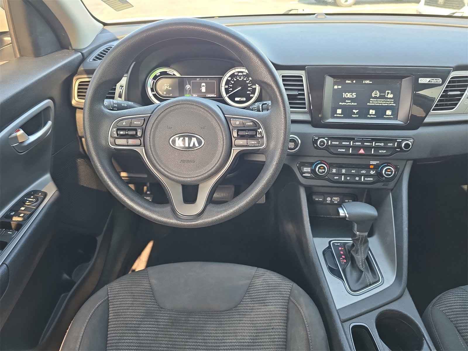Used 2019 Kia Niro LX image 10