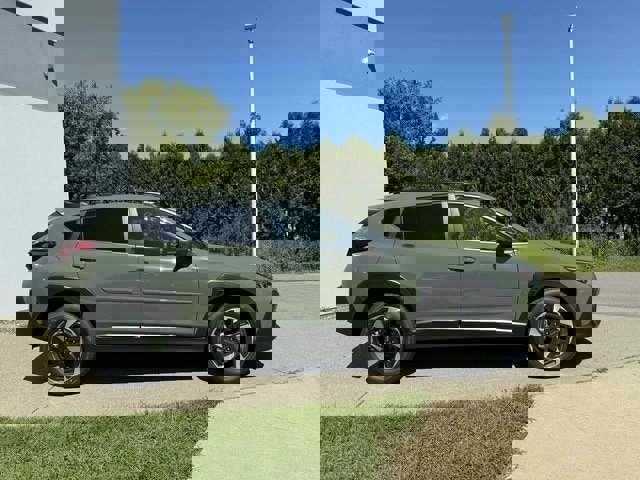 New 2025 Subaru Crosstrek 2.5i Limited image 2