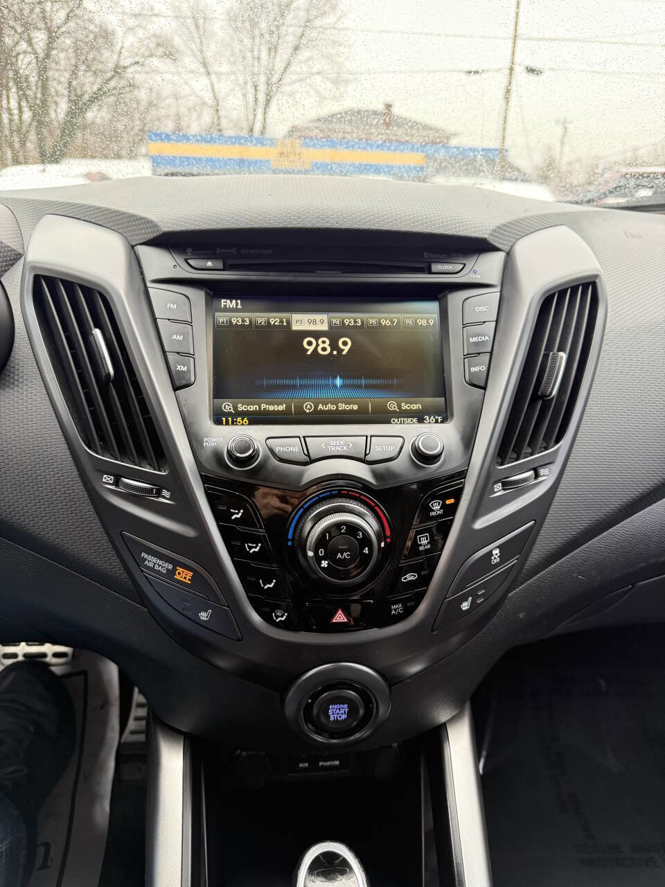 Used 2013 Hyundai Veloster Turbo image 20