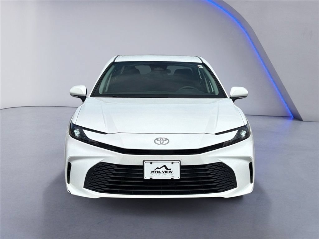 Used 2025 Toyota Camry LE FWD image 7