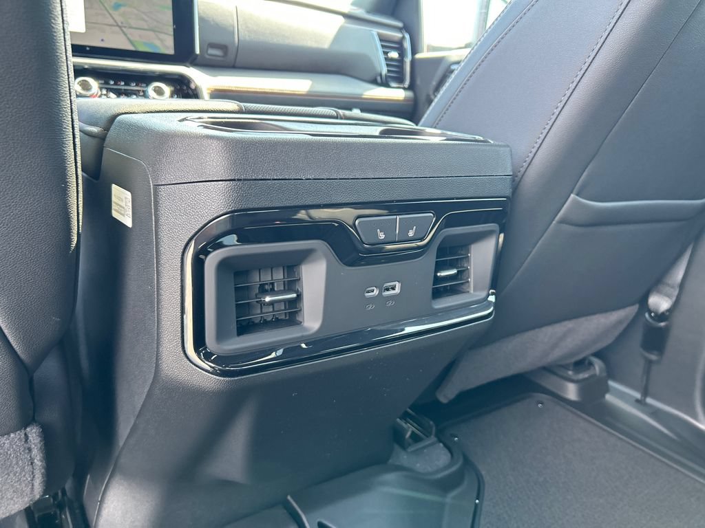 New 2026 GMC Sierra 2500 AT4 w/ AT4 Premium Plus Package AWD/4WD image 34