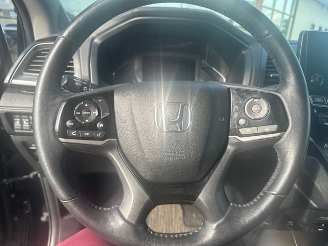 Used 2023 Honda Odyssey Elite image 4