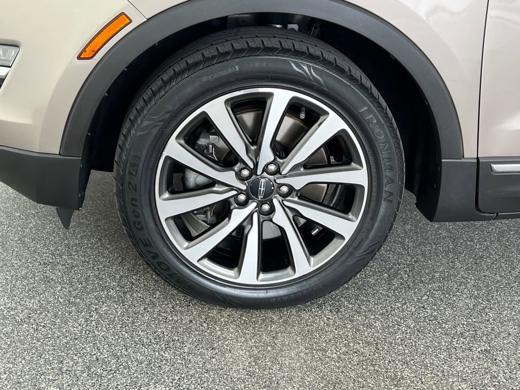 Used 2019 Lincoln MKC Reserve w/ MKC Climate Package image 28