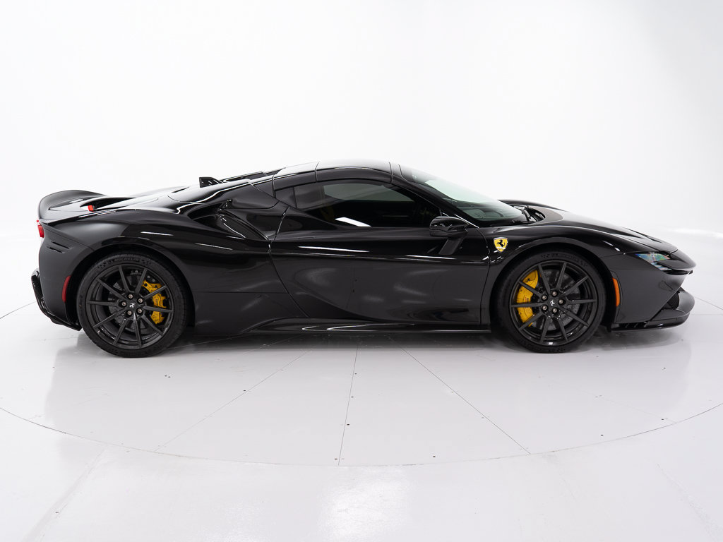 Used 2022 Ferrari SF90 Spider AWD/4WD image 14