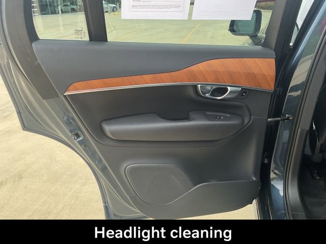 Used 2023 Volvo XC90 B6 Plus w/ Protection Package image 18