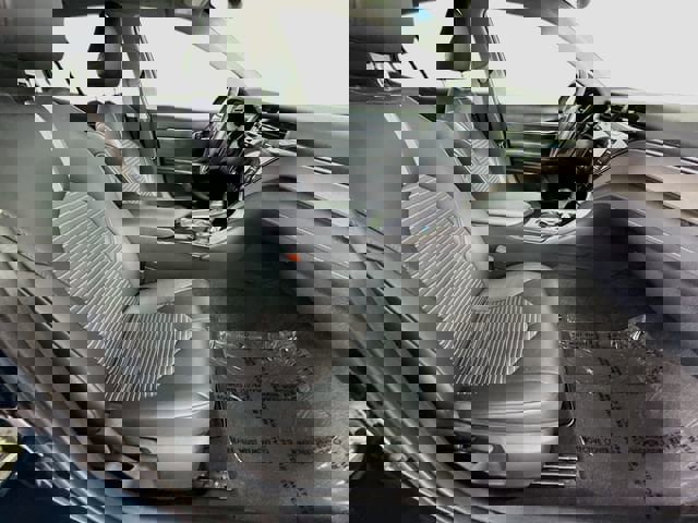 Certified 2020 Toyota Camry SE w/ Audio Package FWD image 27