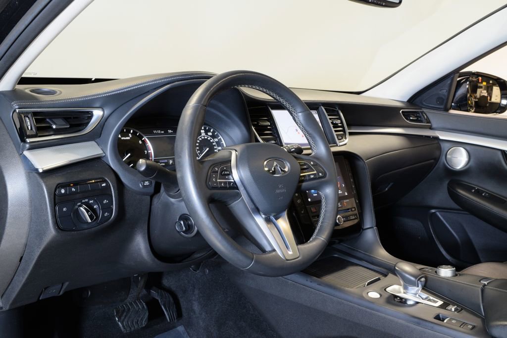 Used 2019 INFINITI QX50 Essential w/ Premium Heat Package AWD/4WD image 11