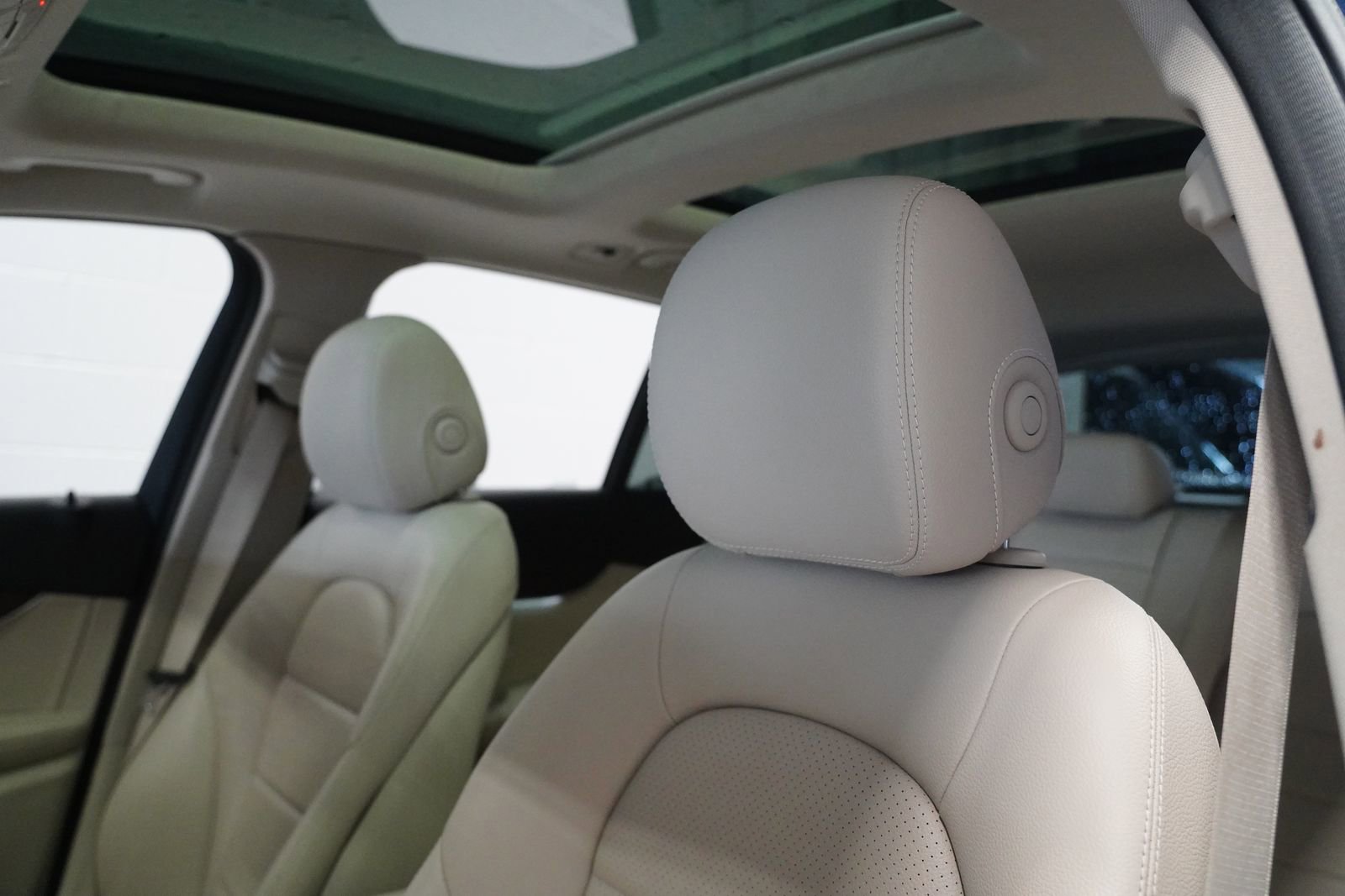 Certified 2022 Mercedes-Benz GLC 300 4MATIC image 13