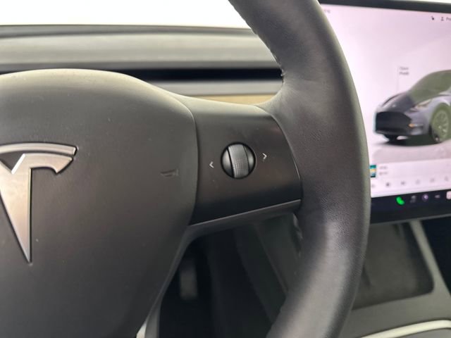 Used 2023 Tesla Model Y Long Range image 16