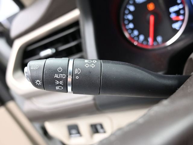 Used 2017 GMC Acadia Denali image 24