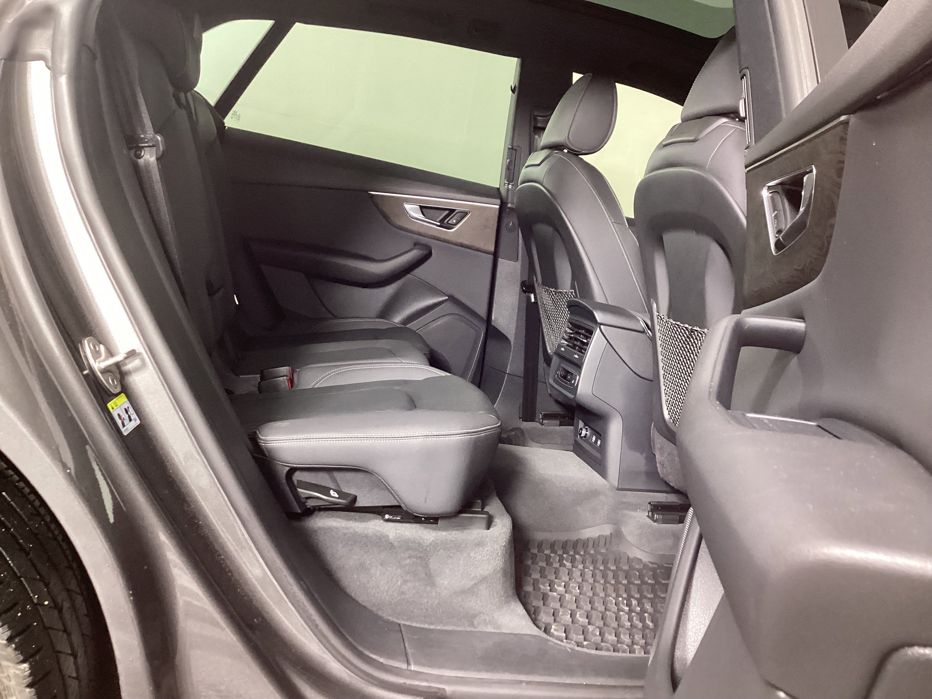 Used 2020 Audi Q8 Premium w/ Black Optic Package image 25