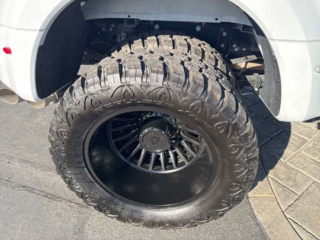 Used 2026 Ford F450 Lariat w/ FX4 Off-Road Package image 12