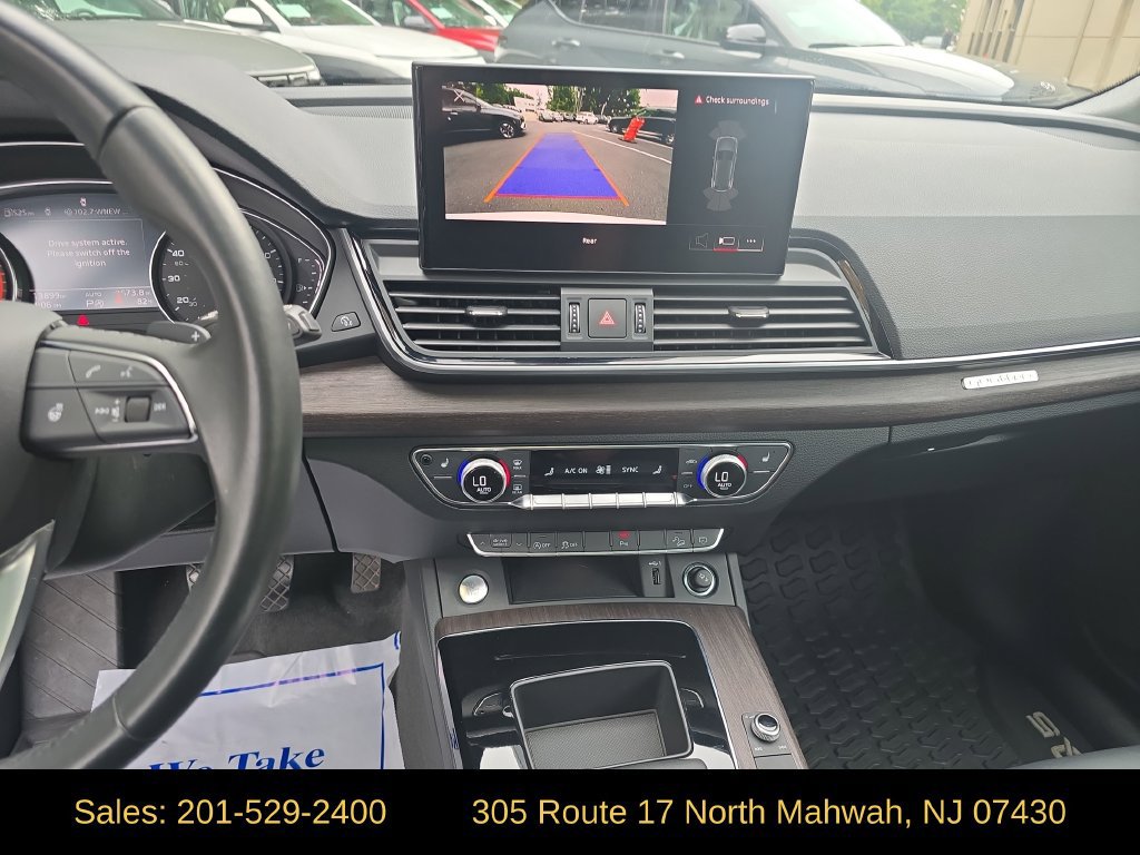 Used 2024 Audi Q5 2.0T Premium w/ Convenience Package AWD/4WD image 18