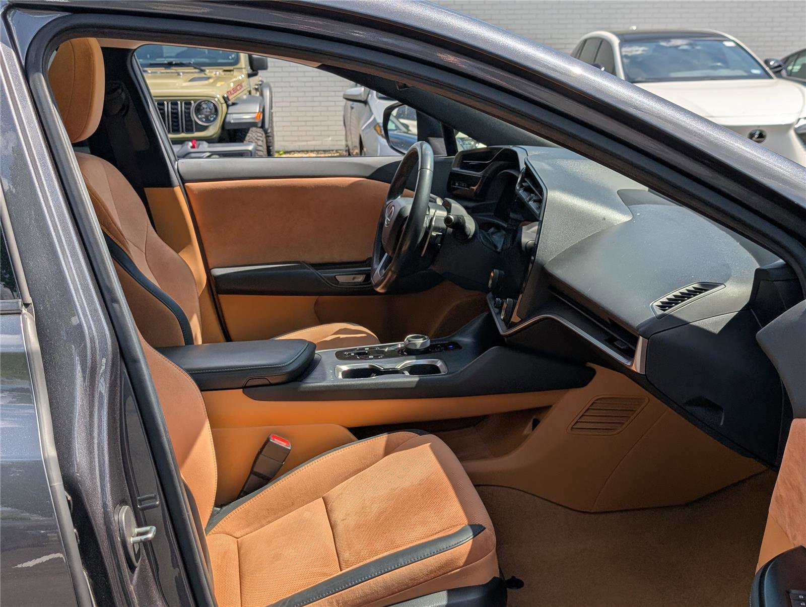 Certified 2023 Lexus RZ 450e Premium w/ Accessory Package (2T) AWD/4WD image 11