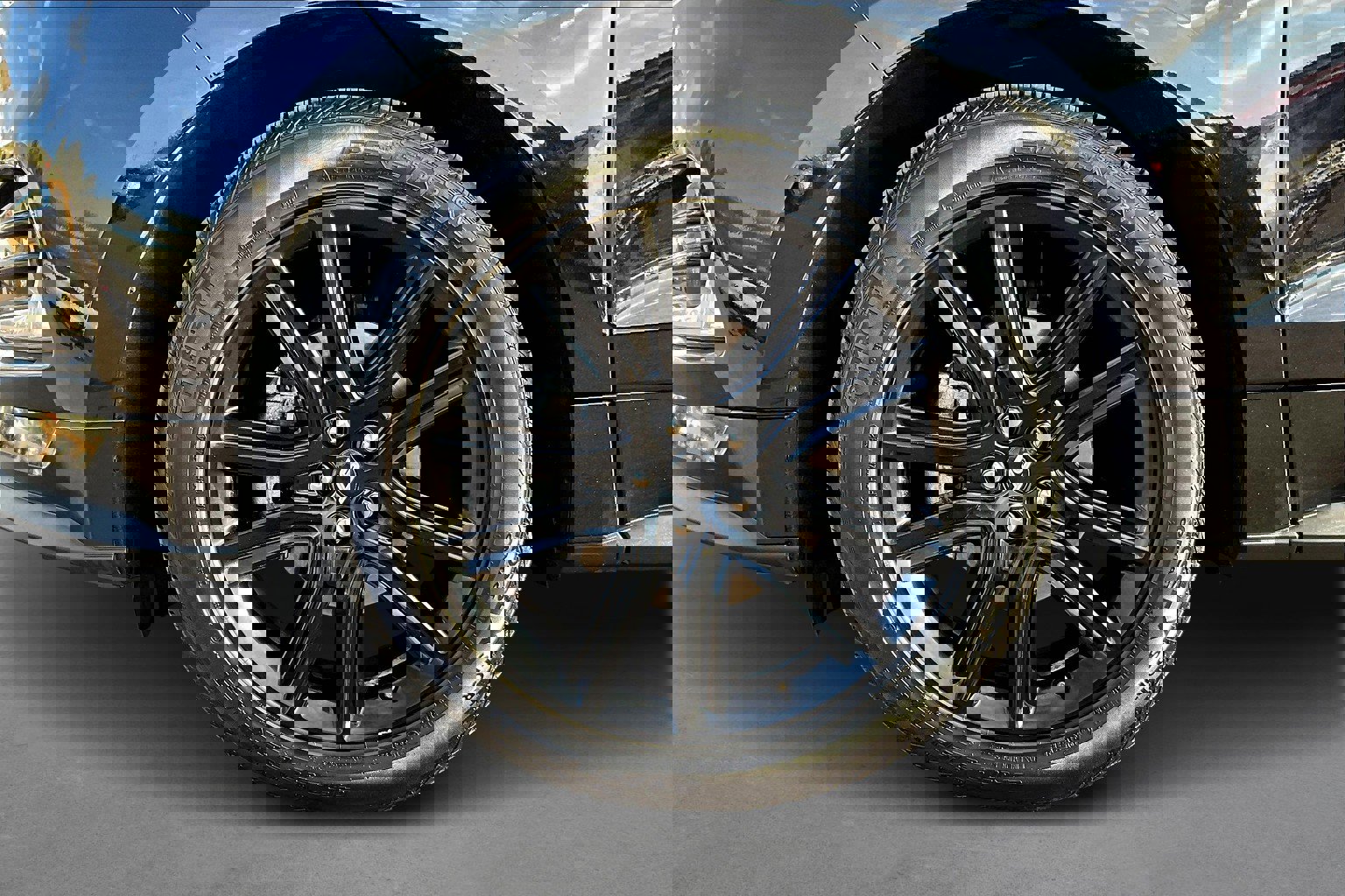 Used 2020 Ford Edge ST-Line FWD image 6